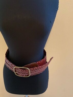 Arizona Jeans Company Women’s Bonded Leather Braided Belt Size Medium